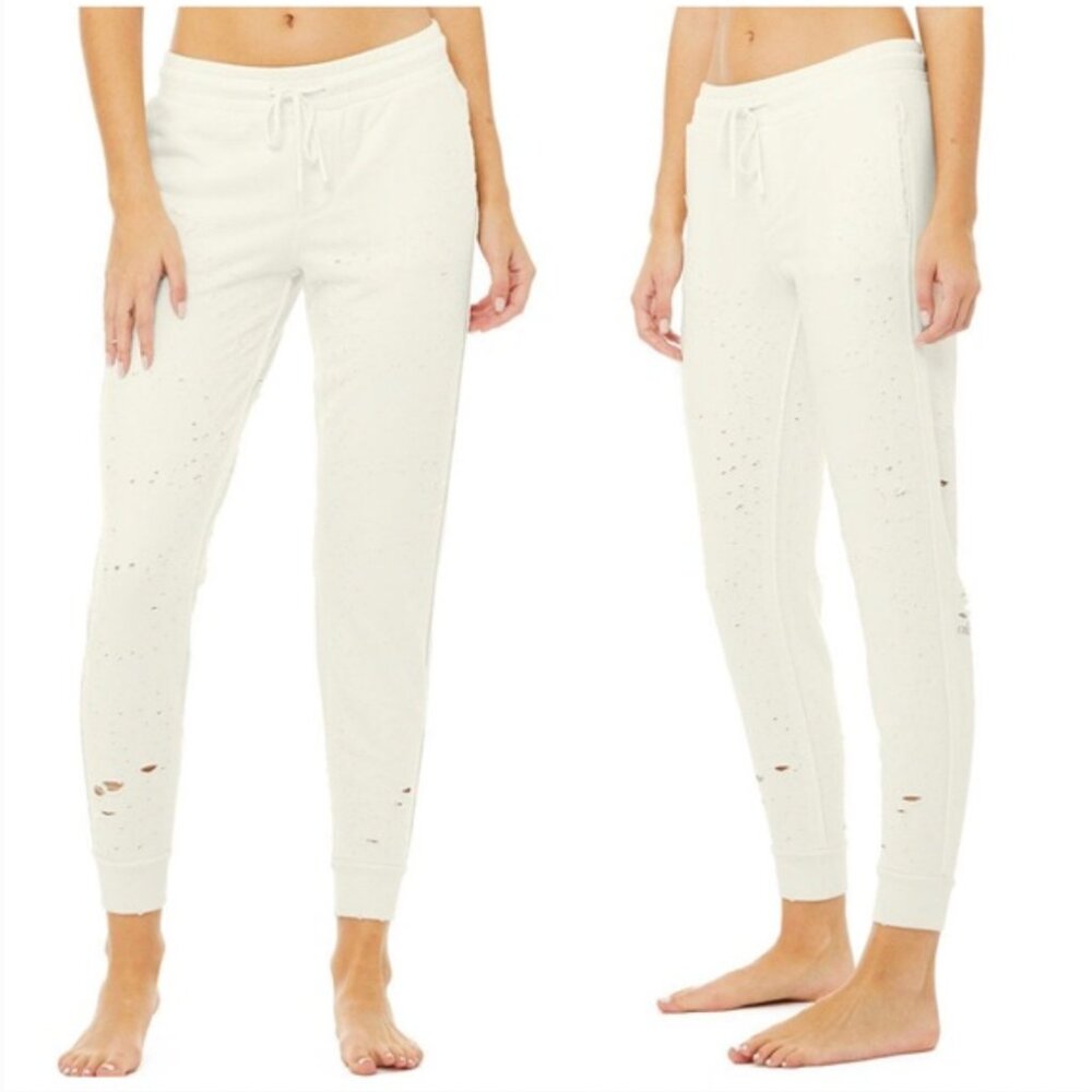 ALO Yoga Distressed Lounge Sweatpants White
